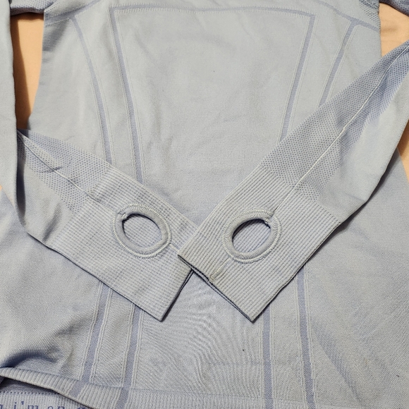 Ivivva Fly Tech long sleeve bundle size 10 - Picture 9 of 11